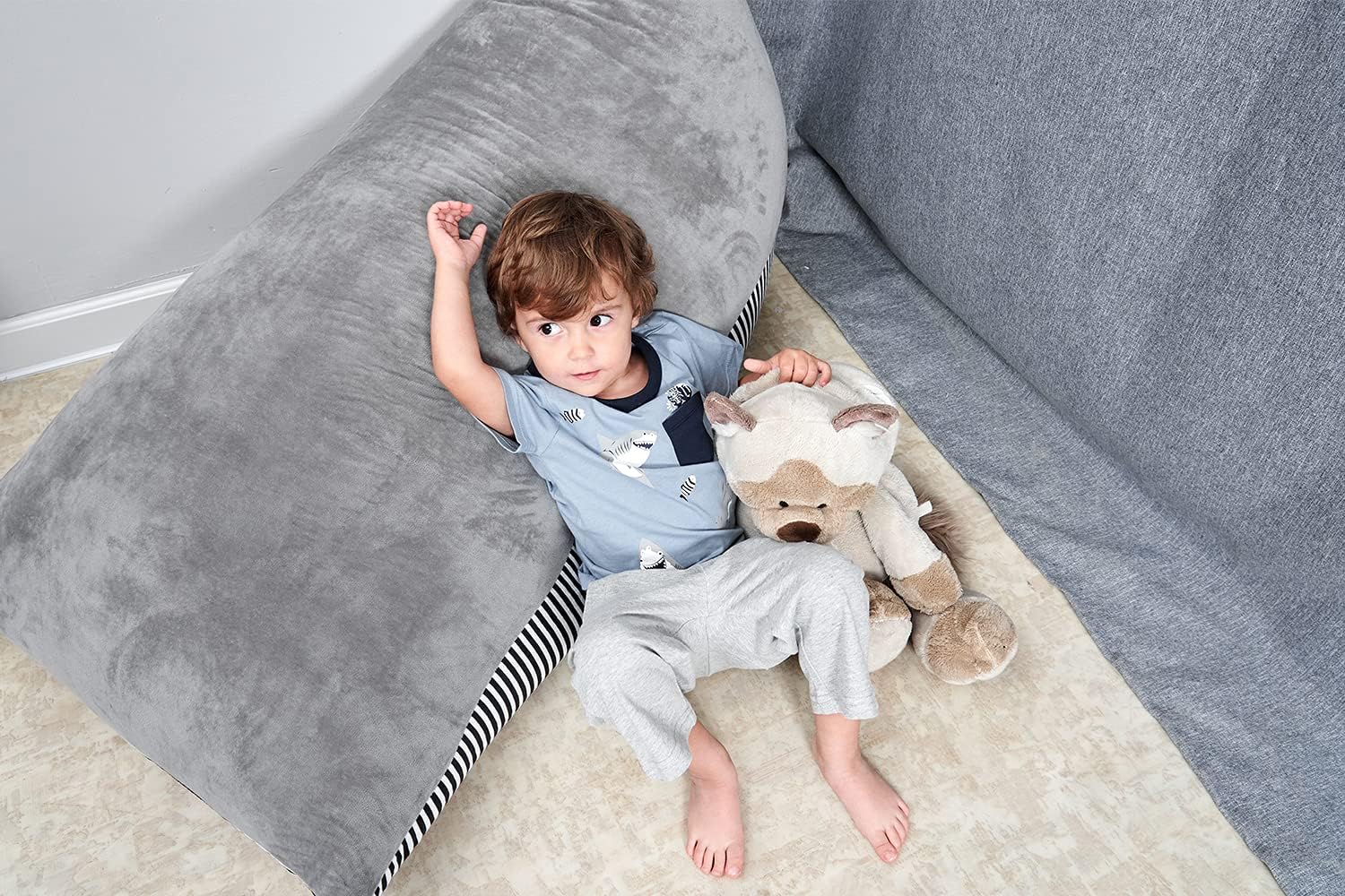 BINIDUCKLING Boys Shark Patterned T-Shirt and Shorts 2-7 Years